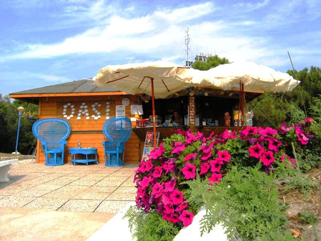 Airone Bianco Residence Village リド・デッレ・ナツィオーニ エクステリア 写真